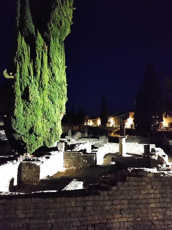 Y Here Vaison-la-Romaine Extérieur photo