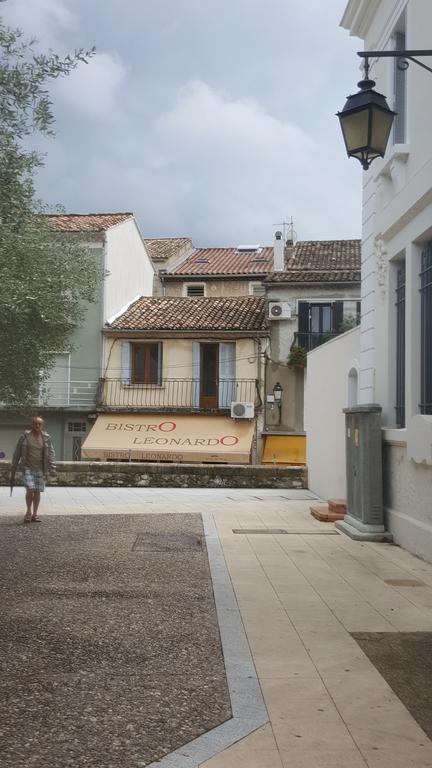 Y Here Vaison-la-Romaine Extérieur photo